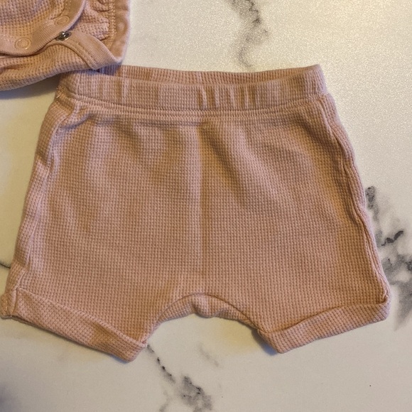 H&M Waffle Knit Wrapover Short Sleeve Bodysuit, Shorts & Hat Set in Blush Pink - Picture 7 of 10